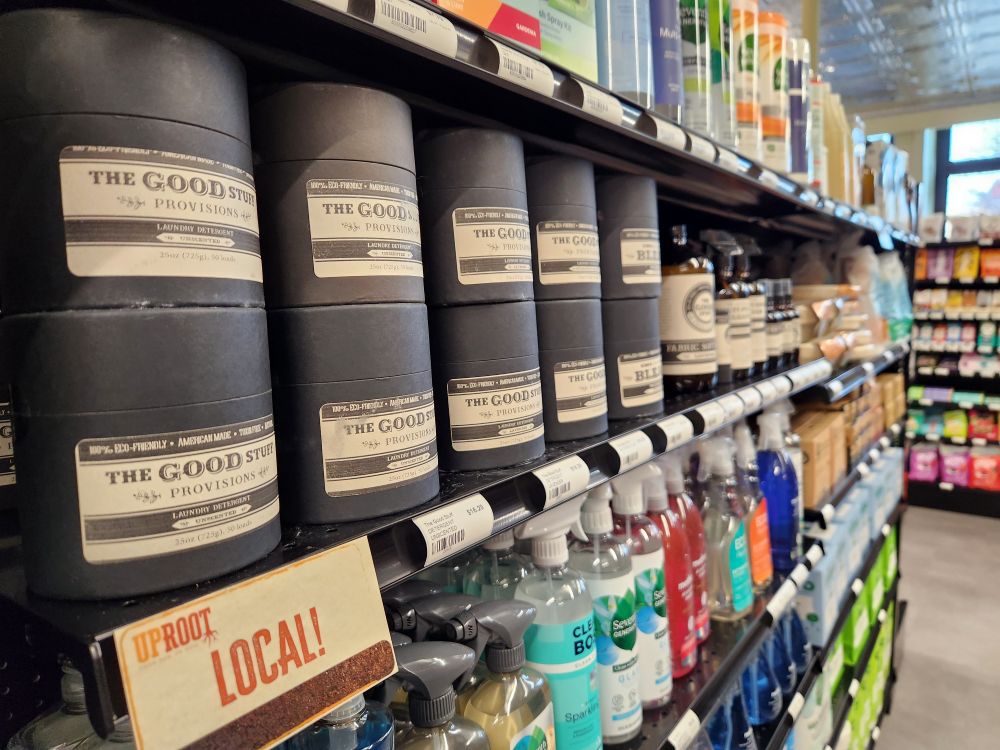 Household items & cleaning supplies